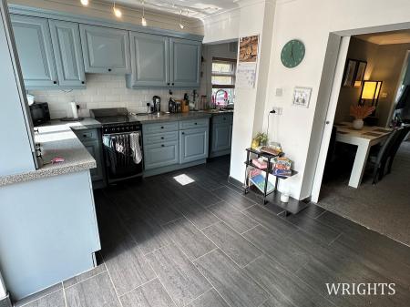 Kitchen / Diner