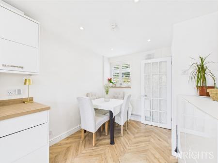 Kitchen diner