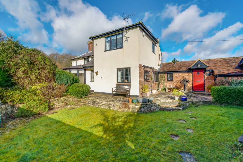 3 bedroom House for sale in Naphill