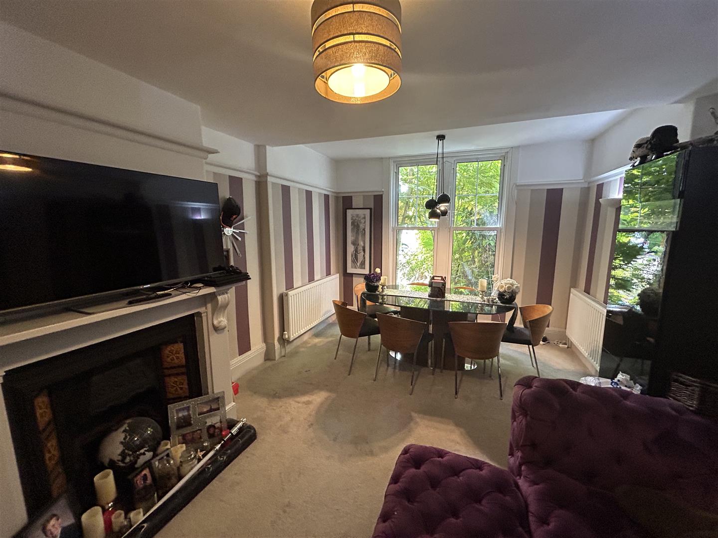 4 bedroom Detached House for sale in Bushey