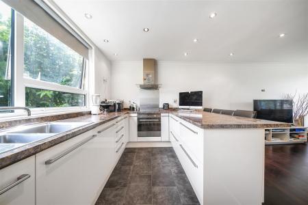 Open Plan Kitchen: