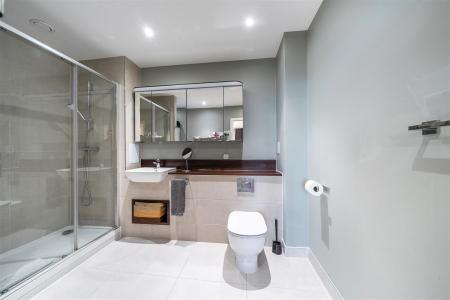 En Suite Shower Shower Room: