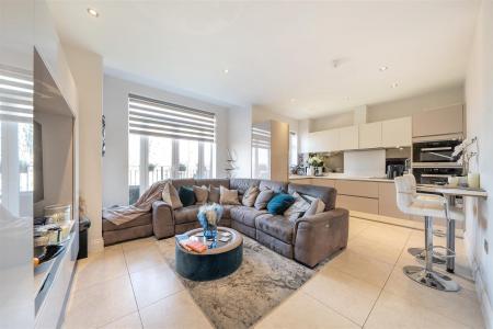 Reception/Open Plan Kitchen: