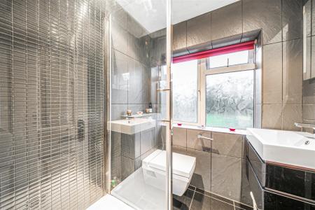 Shower Room: