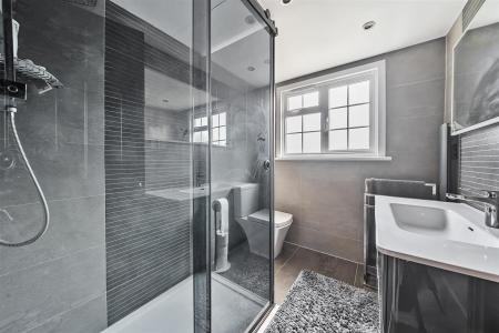 Shower Room: