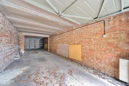 Double Garage: