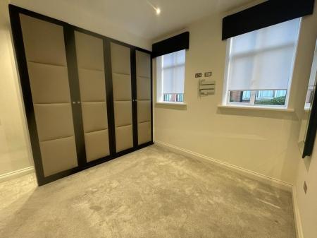 bedroom1.jpg