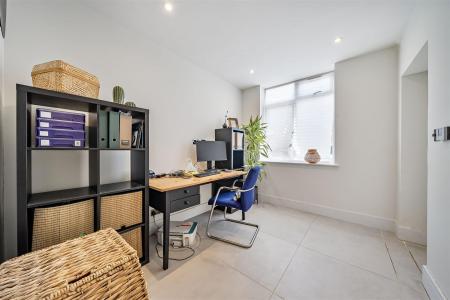 Study/Playroom: