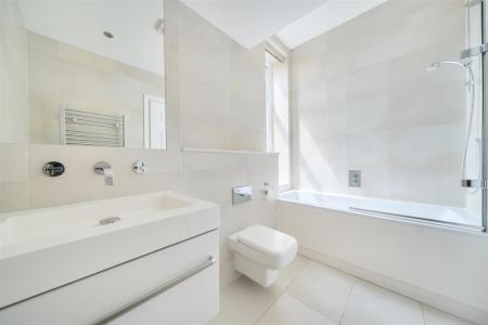 Family Bathroom: