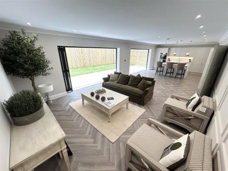 Open Plan Kitchen/Diner/Family Room: