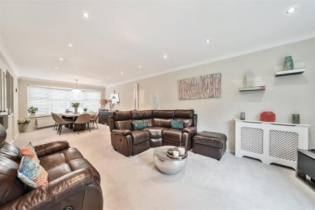 Living Room:
