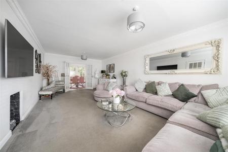 Living Room: