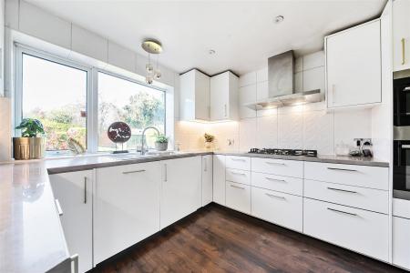 Kitchen: