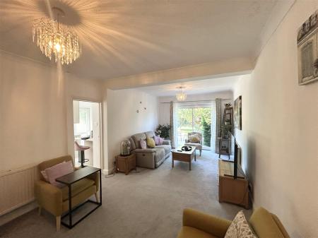 Living Room: