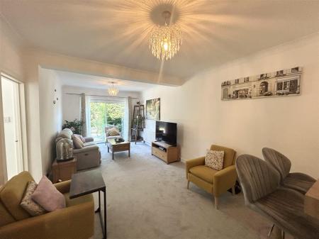 Living Room: