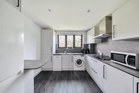 Kitchen: