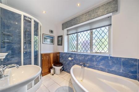 Family Bathroom: