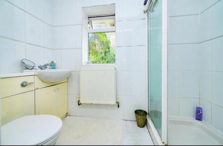 En-Suite Shower Room-