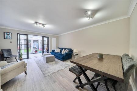 Reception/Dining Room: