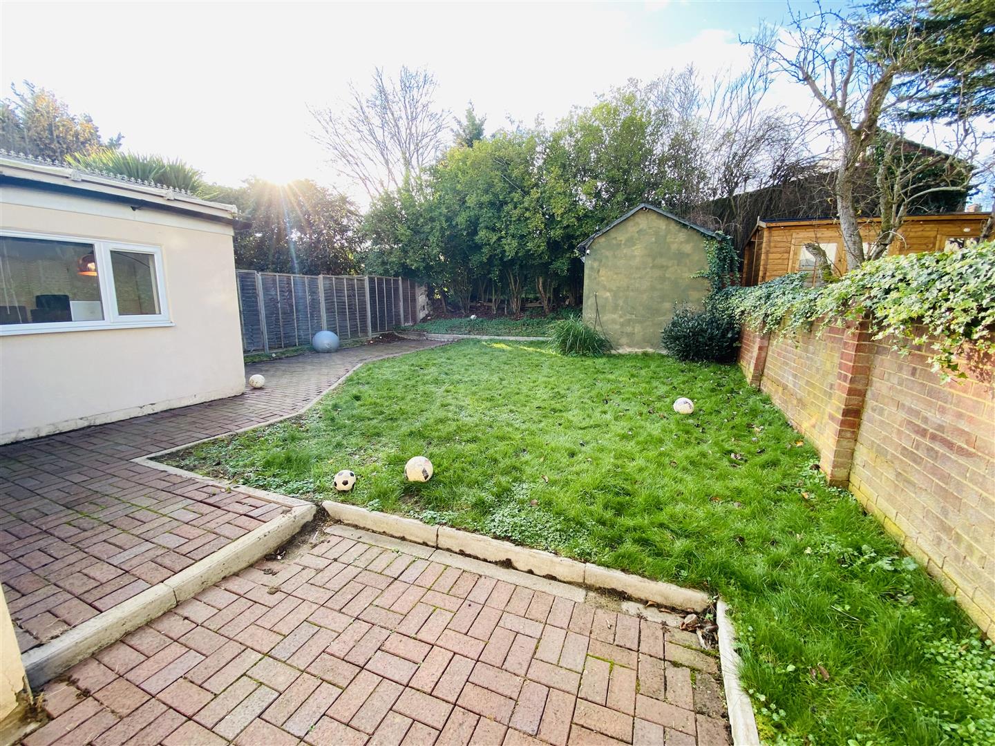 3 bedroom SemiDetached House for sale in Edgware