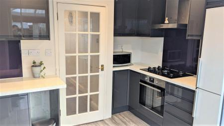 Kitchen: