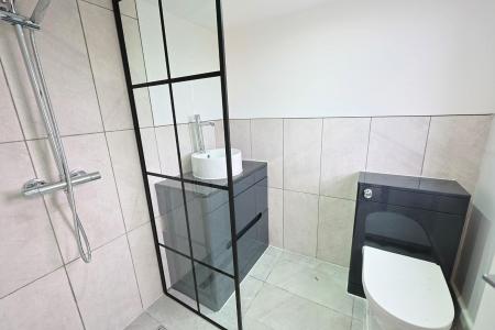 En-Suite to Bedroom One