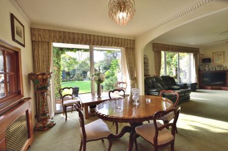 Living/Dining Room