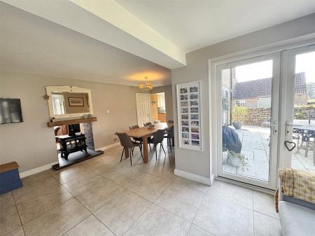 Dining/Family Room