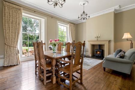 Dining/Sitting Room