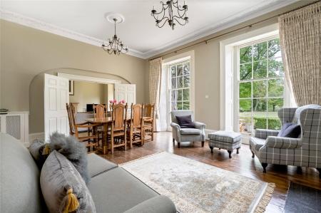 Dining/Sitting Room
