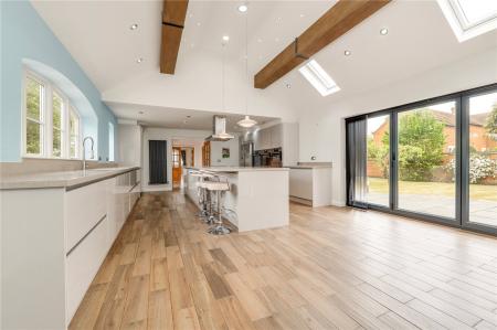 Kiving Kitchen