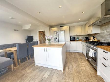 Dining Kitchen