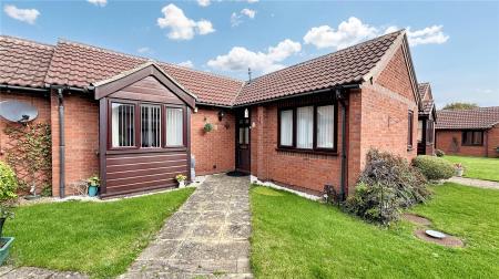 7 Eaton Court
