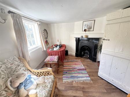 5 - Dining Room