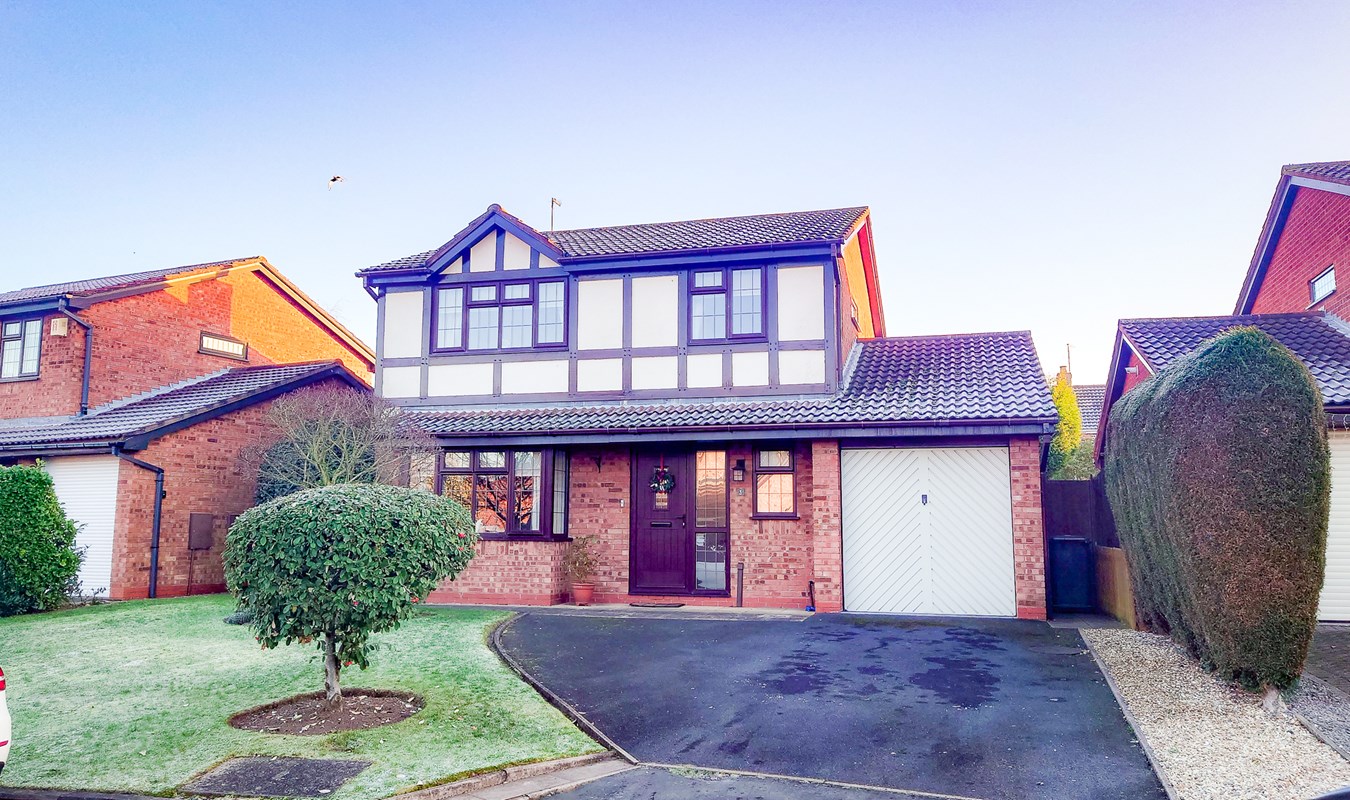 3 bedroom Detached House for sale in Rugeley