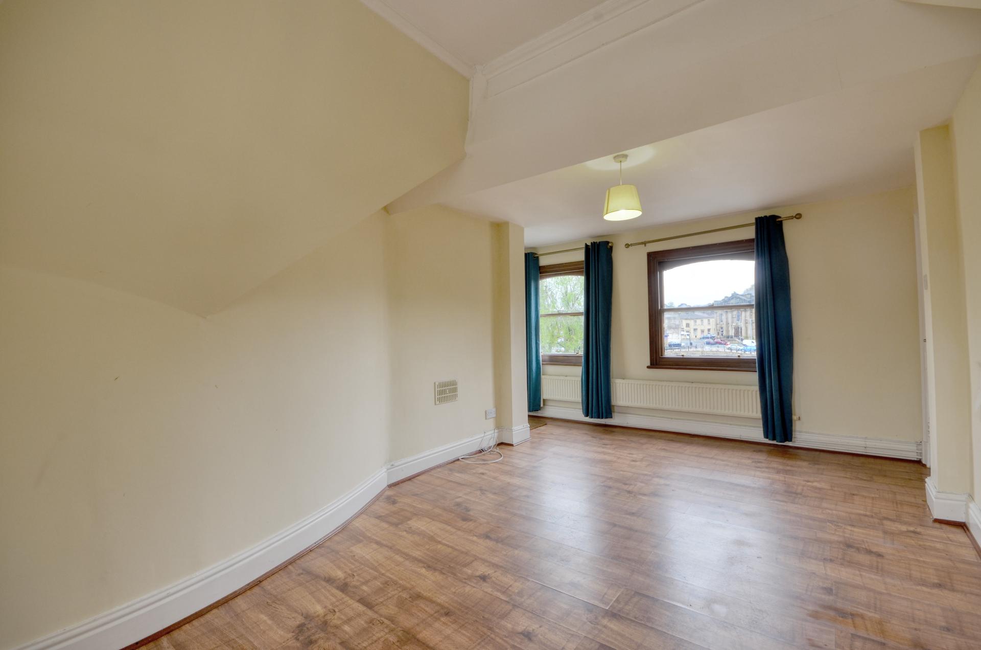 2 bedroom Penthouse for rent in Darwen