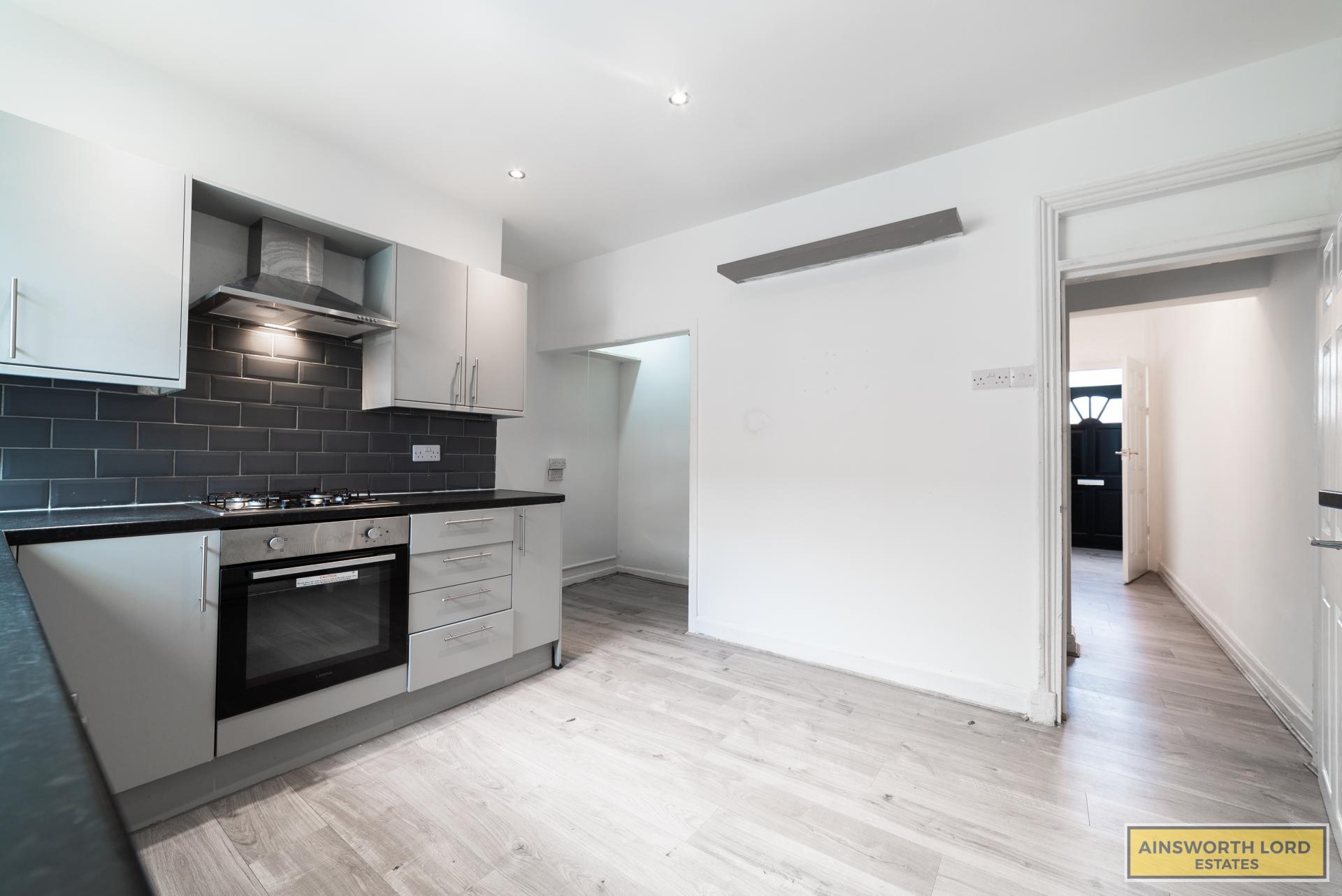 2 bedroom Terraced House for rent in Darwen