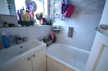 image4