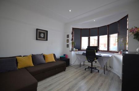 image4