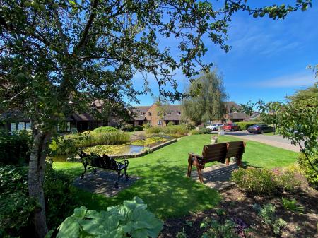 Front pond to house