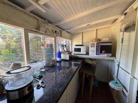 Utility/Lean to