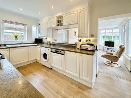 Kitchen Towards Garden Room.JPG