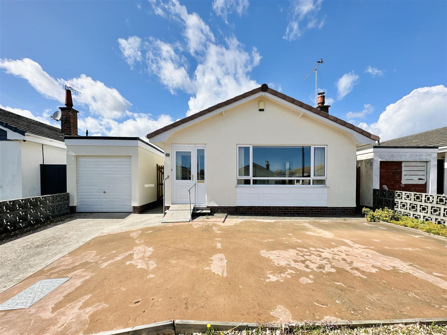 3 bedroom Detached Bungalow for sale in Brixham