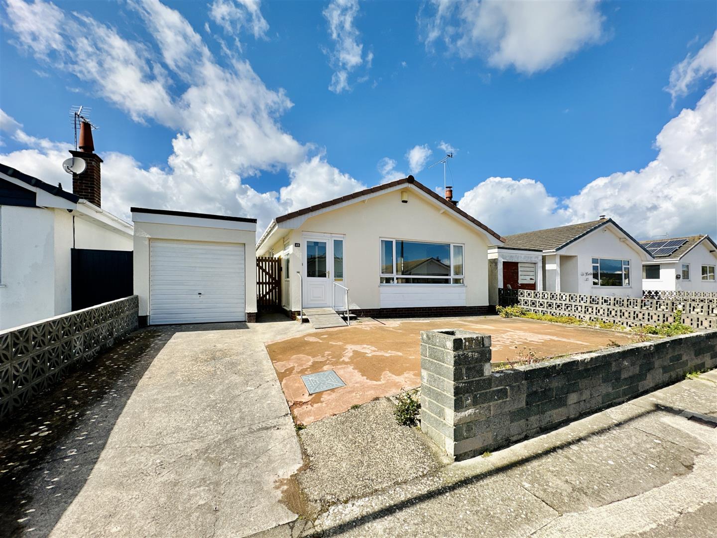 3 bedroom Detached Bungalow for sale in Brixham