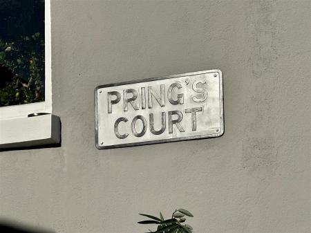 6a Prings Court 12.JPG