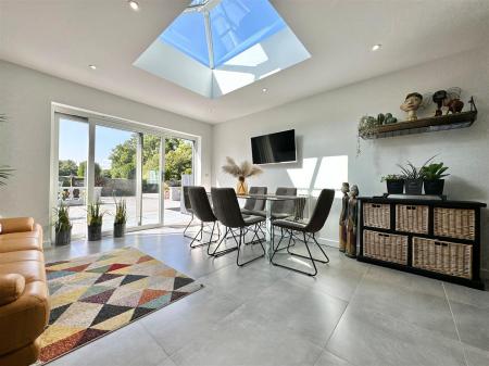 Dining Area Sky Light.JPG