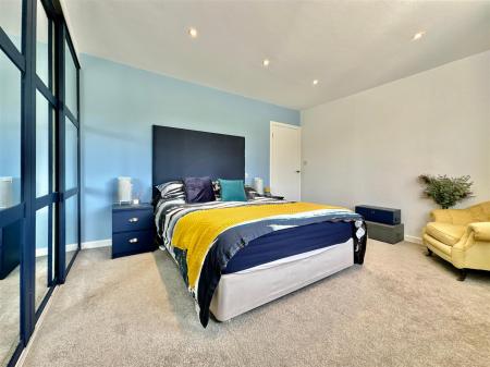 Bedroom 2.JPG