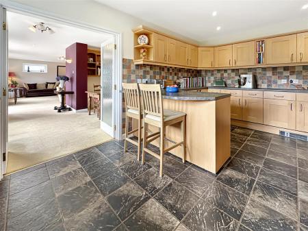 Kitchen Towards Dining Area.JPG