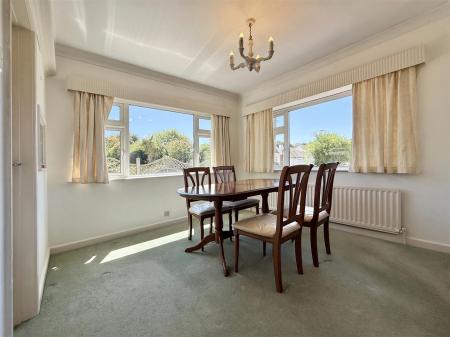 Dining Area.jpg