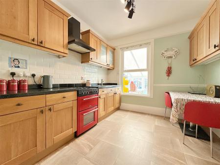Kitchen.JPG